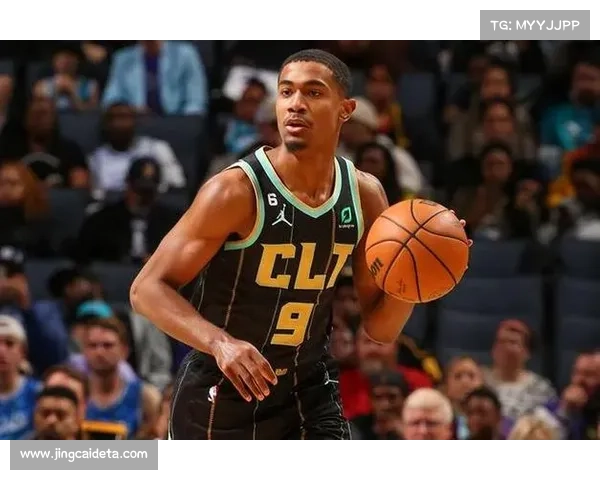 黄蜂内线签援补强，PJ-霍尔凭借发展联盟表现获双向合同